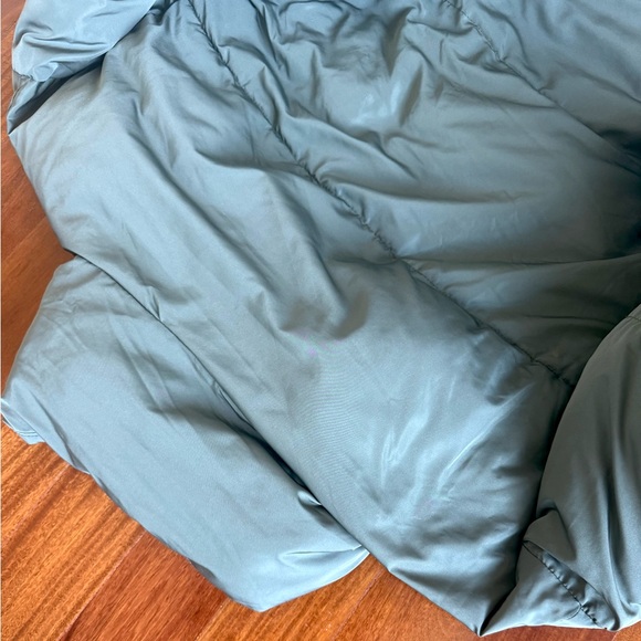 Free People Puffer Jacket Women 
Weekender Olive Oversized Puffer Jacket Size M - Picture 16 of 16